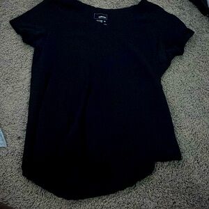 Black v-neck short sleeves.